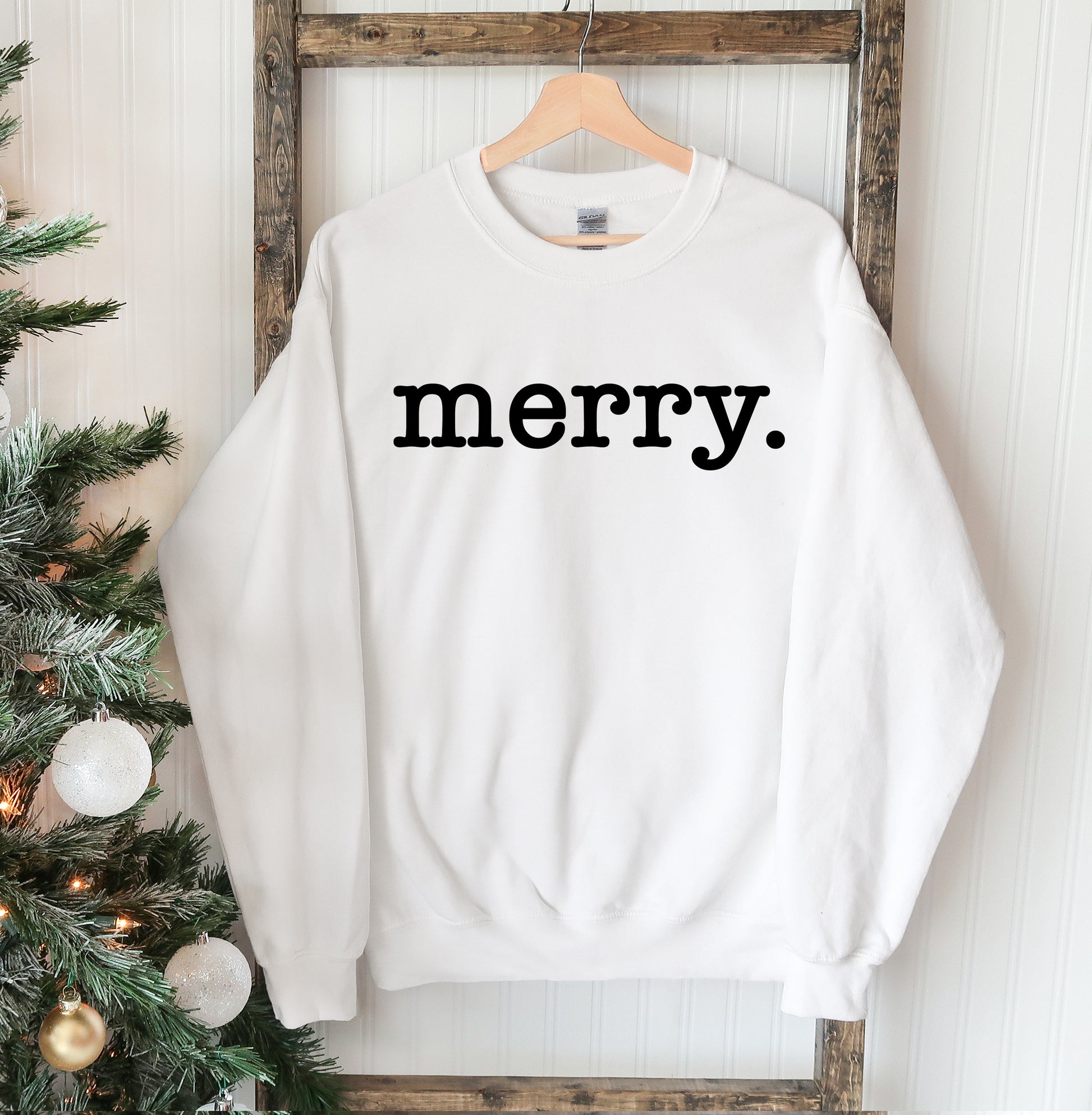 Merry Christmas Sweatshirt - Dailygems